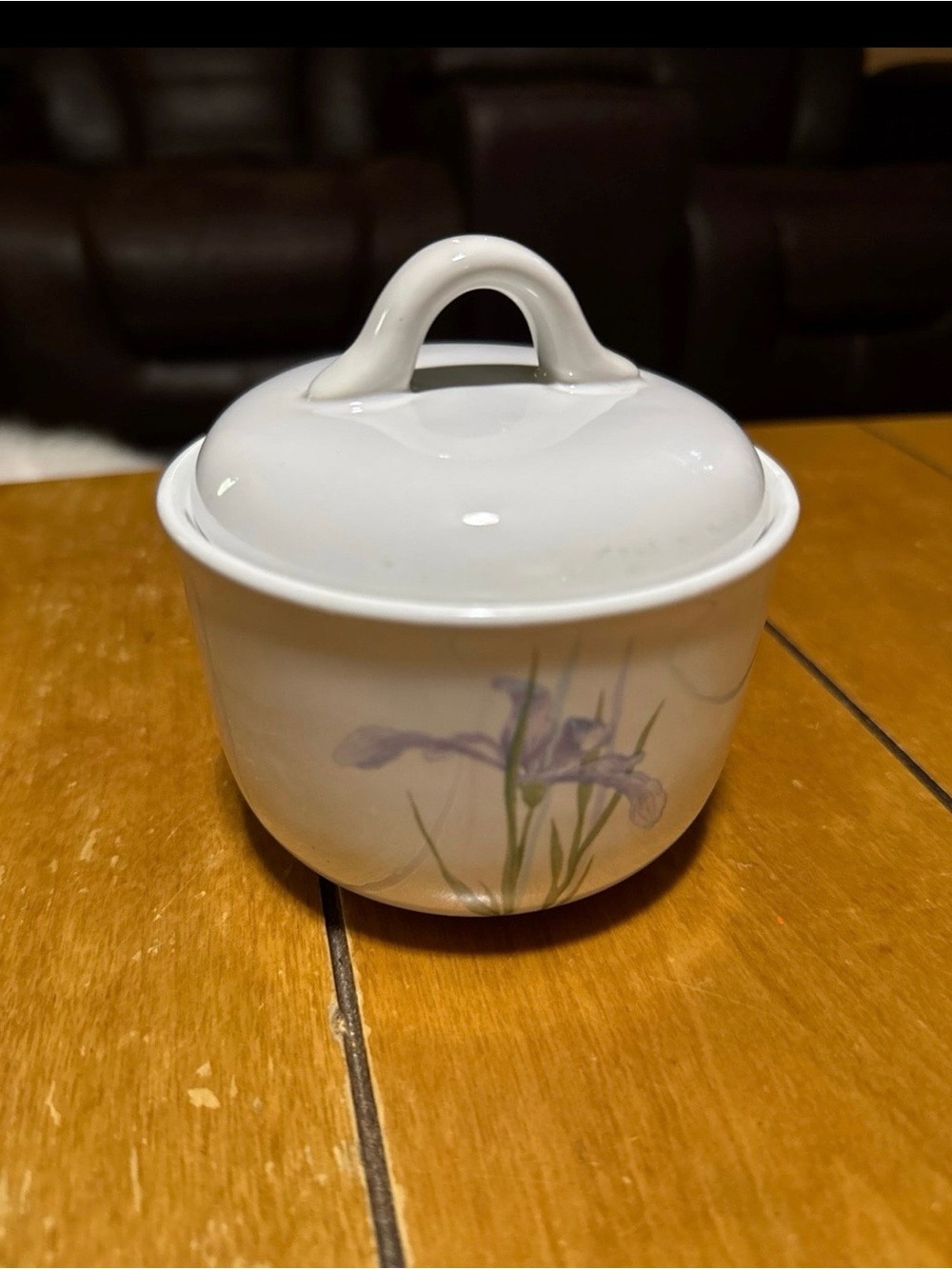 White Porcelain Covered Sugar Bowl with Delicate Purple Floral Motif.